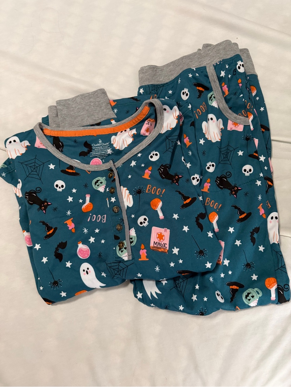 Cuddl Duds Teal Halloween Print Women's Pajama Set